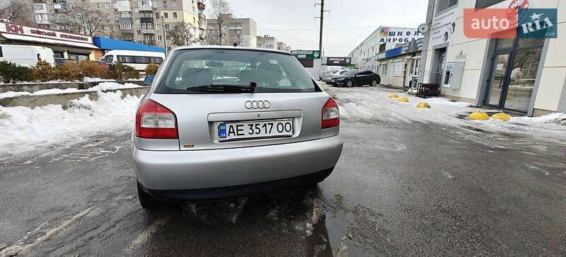 Хэтчбек Audi A3 2002 в Днепре