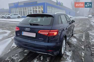 Хэтчбек Audi A3 2017 в Кропивницком