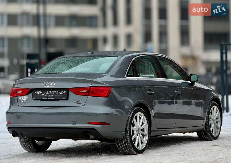 Седан Audi A3 2015 в Киеве