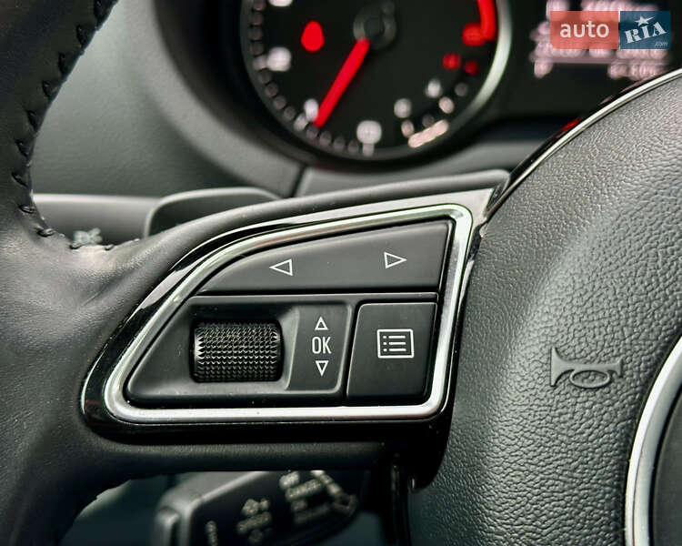 Седан Audi A3 2015 в Киеве