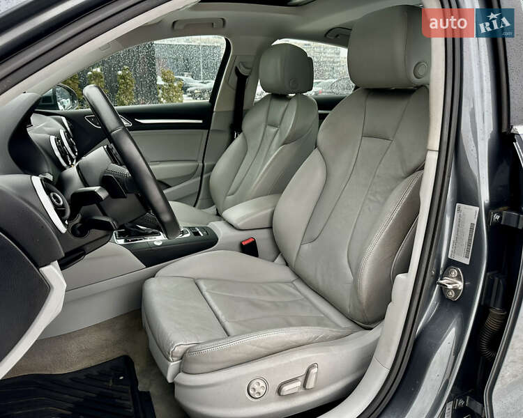 Седан Audi A3 2015 в Киеве