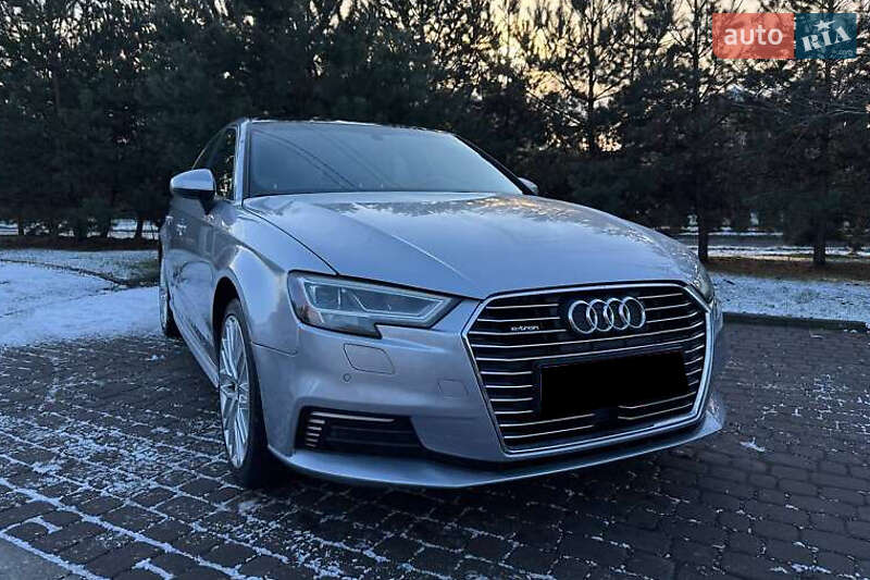 2017 Audi A3, VIN WAUTPBFF9JA080147:plate — фото 1 (autoria)