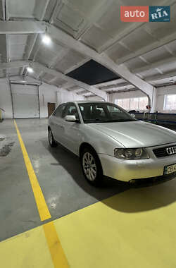 Хэтчбек Audi A3 2003 в Чернигове