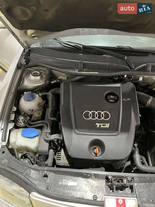 Хэтчбек Audi A3 2003 в Чернигове
