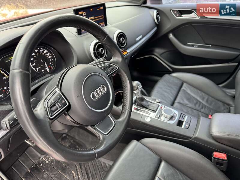 Хетчбек Audi A3 2015 в Вінниці