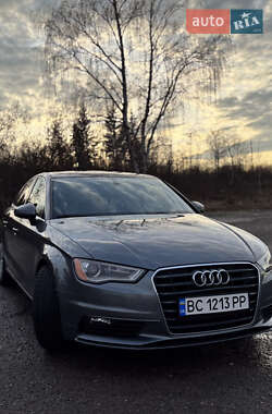 Седан Audi A3 2015 в Львове