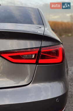 Седан Audi A3 2015 в Львові