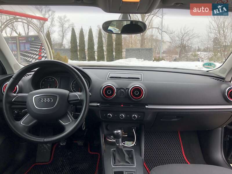 Хетчбек Audi A3 2013 в Самборі