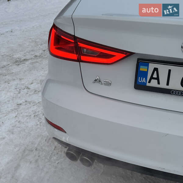 Седан Audi A3 2014 в Дніпрі