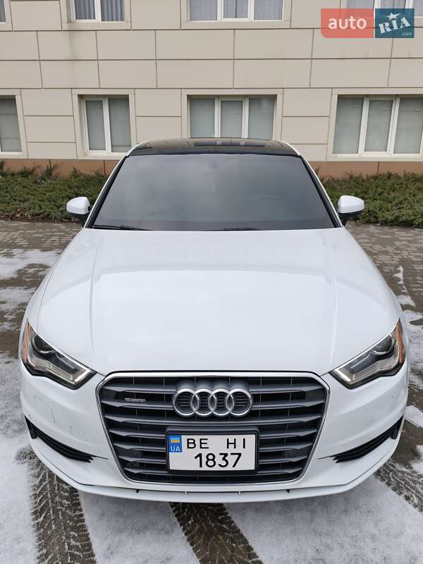 Седан Audi A3 2015 в Миколаєві