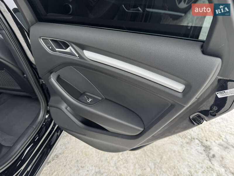 Седан Audi A3 2019 в Киеве фото 40 Седан Audi A3 2019 в Киеве