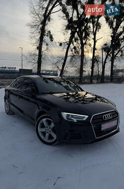 Седан Audi A3 2018 в Полтаві