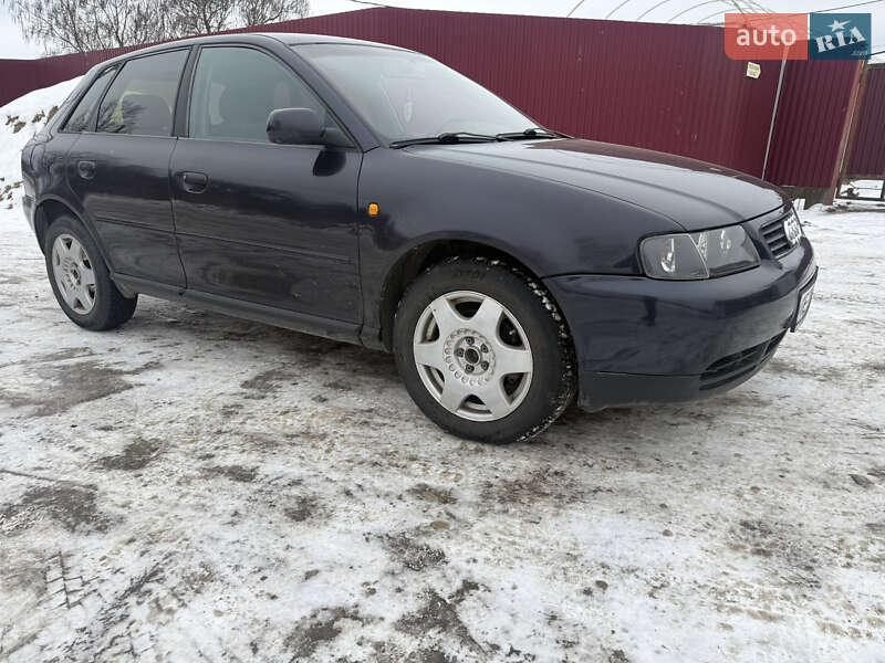Хэтчбек Audi A3 1999 в Сторожинце