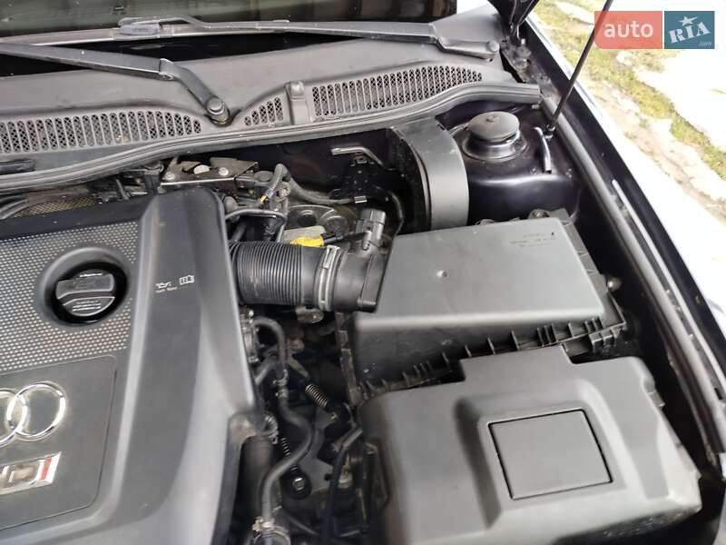 Хетчбек Audi A3 2002 в Дрогобичі