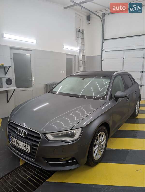 Хэтчбек Audi A3 2016 в Тернополе