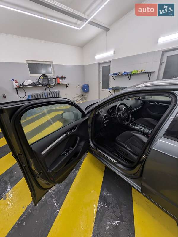 Хэтчбек Audi A3 2016 в Тернополе