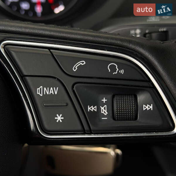 Седан Audi A3 2016 в Днепре