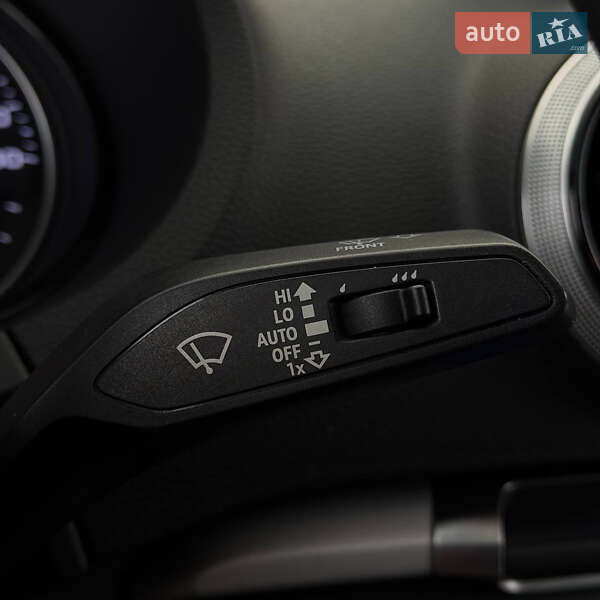 Седан Audi A3 2016 в Днепре