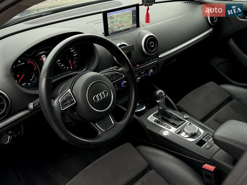 Хетчбек Audi A3 2015 в Мукачевому фото 45 Хетчбек Audi A3 2015 в Мукачевому