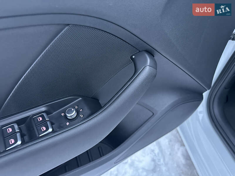 Хэтчбек Audi A3 2015 в Киеве фото 47 Хэтчбек Audi A3 2015 в Киеве
