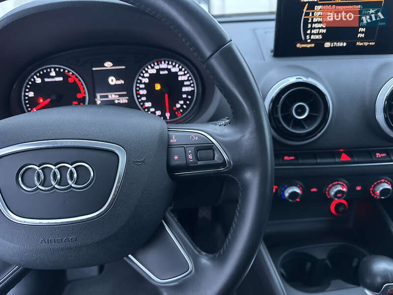 Хэтчбек Audi A3 2015 в Киеве фото 69 Хэтчбек Audi A3 2015 в Киеве
