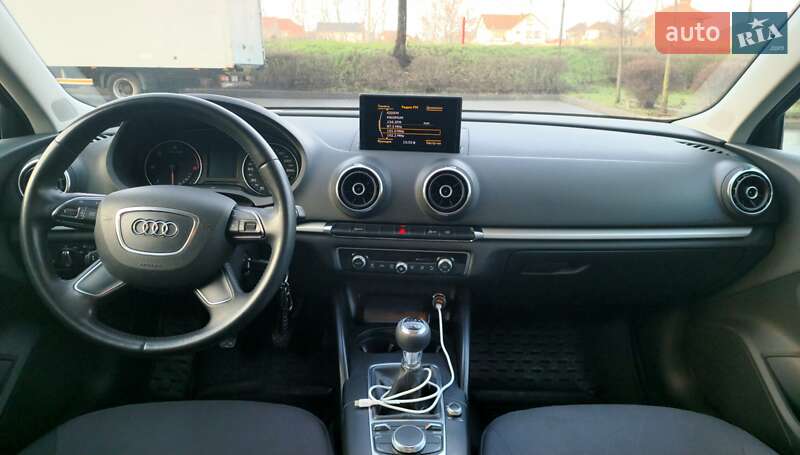 Хэтчбек Audi A3 2013 в Одессе