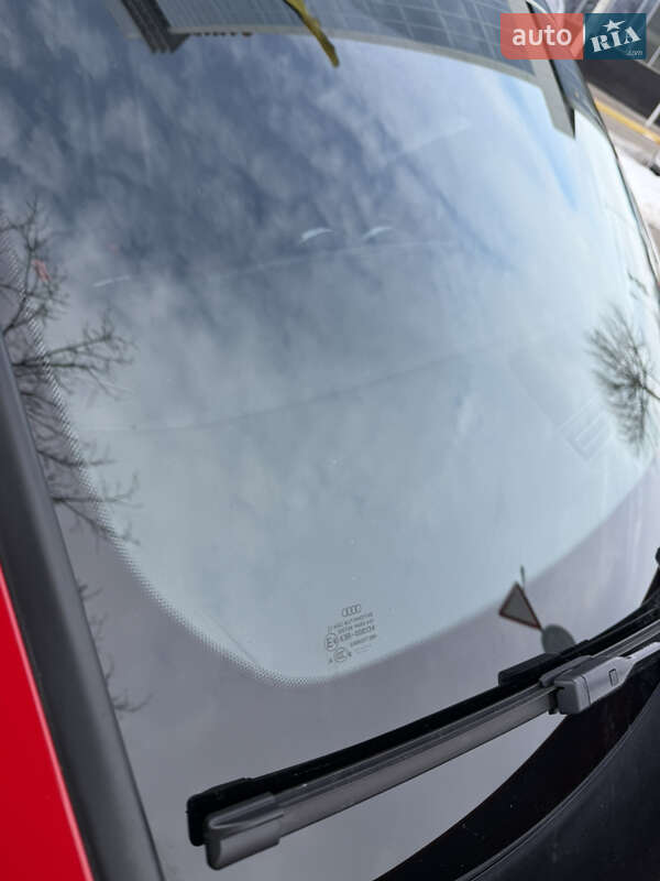Хэтчбек Audi A3 2018 в Киеве
