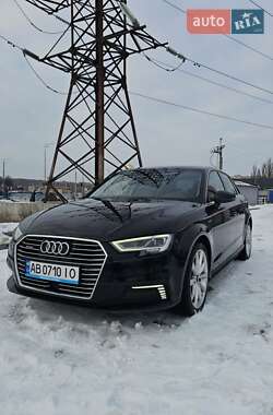 Хетчбек Audi A3 2016 в Вінниці