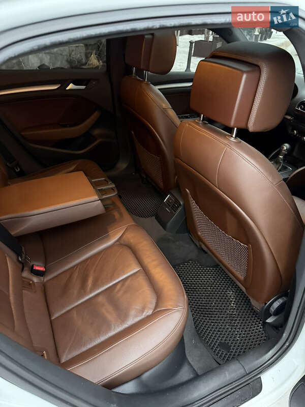 Седан Audi A3 2015 в Білій Церкві