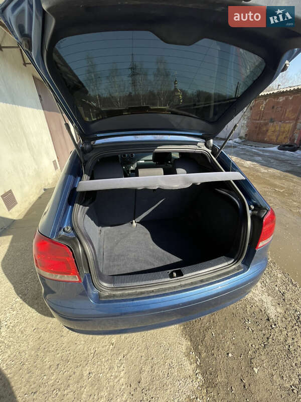 Хэтчбек Audi A3 2003 в Львове