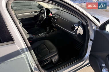 Хэтчбек Audi A3 2015 в Киеве