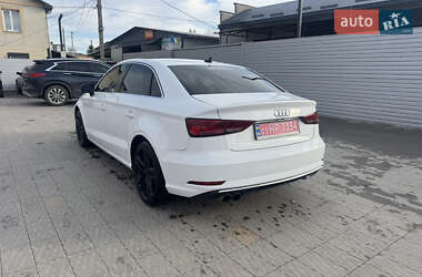 Седан Audi A3 2019 в Владимире