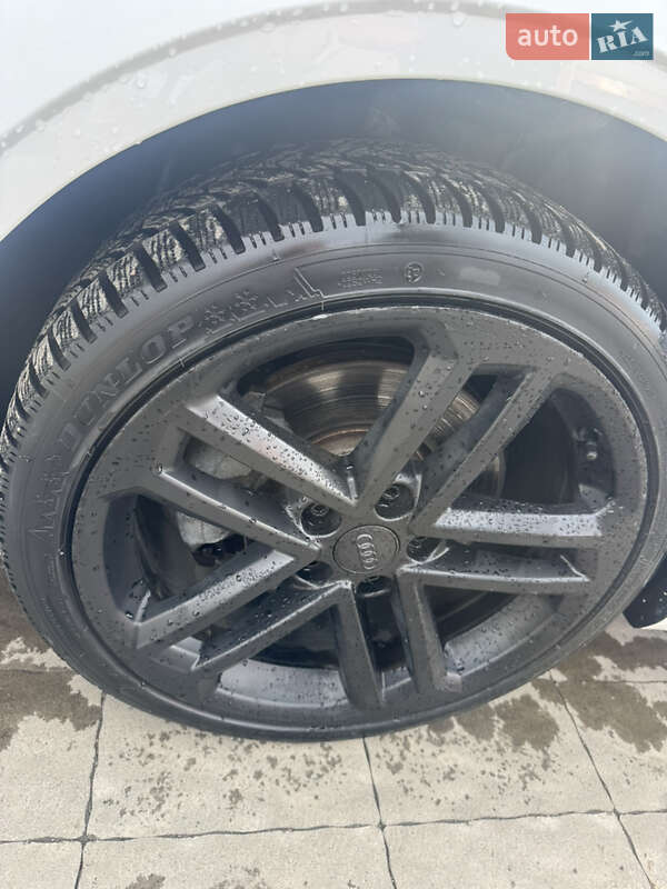 Седан Audi A3 2019 в Владимире