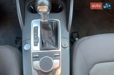 Хэтчбек Audi A3 2016 в Виннице