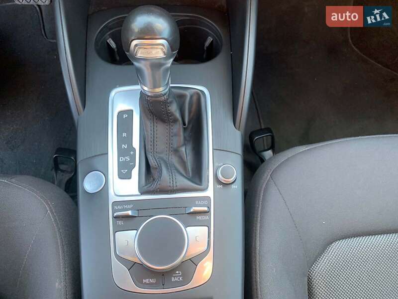 Хэтчбек Audi A3 2016 в Виннице