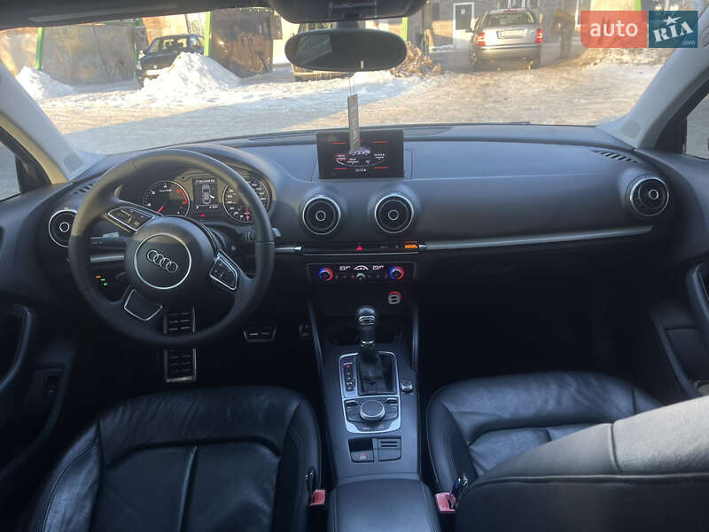 Седан Audi A3 2015 в Полтаве
