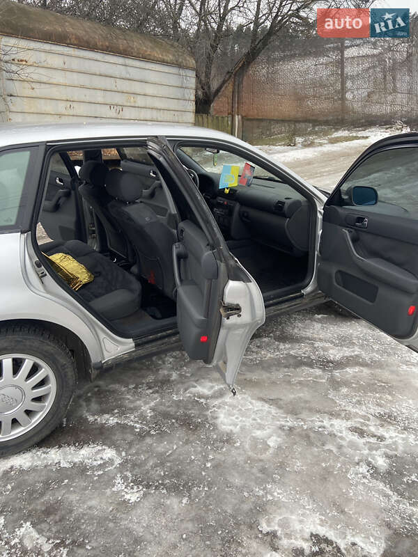 Хэтчбек Audi A3 2000 в Ахтырке