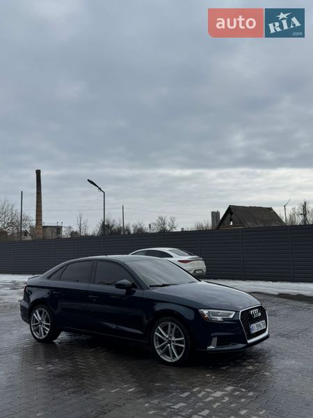 Седан Audi A3 2017 в Рокитному