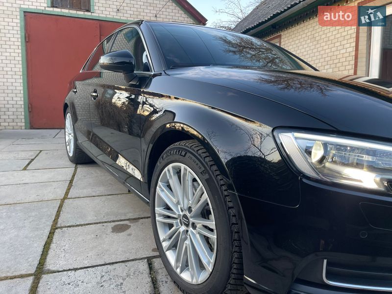 Седан Audi A3 2018 в Гнівані