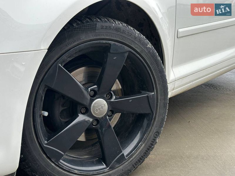 Хэтчбек Audi A3 2012 в Львове