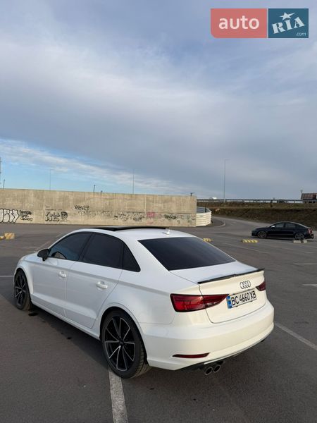 Седан Audi A3 2018 в Львове