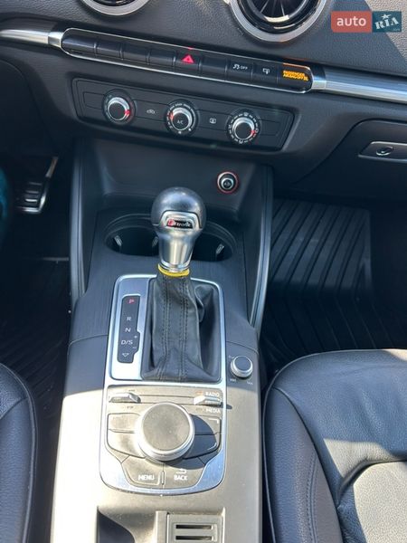 Седан Audi A3 2014 в Киеве