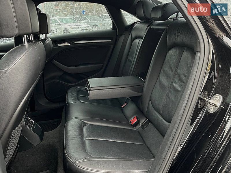 Седан Audi A3 2015 в Києві