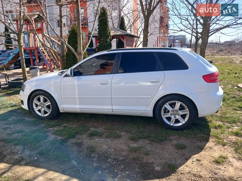 Хэтчбек Audi A3 2008 в Ужгороде