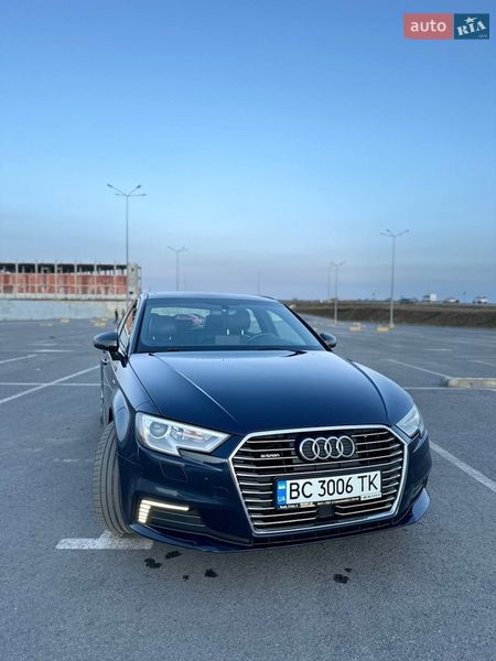 Хетчбек Audi A3 2017 в Львові