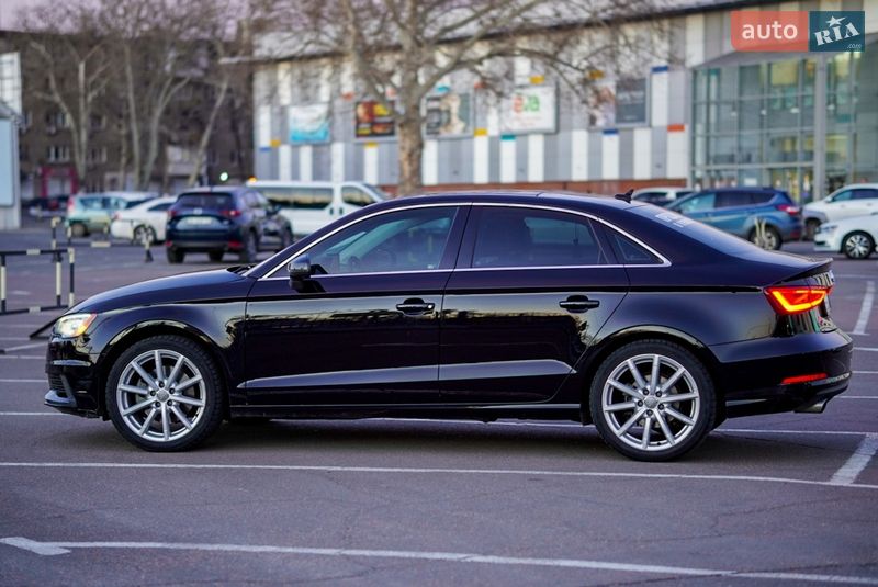 Седан Audi A3 2015 в Одессе
