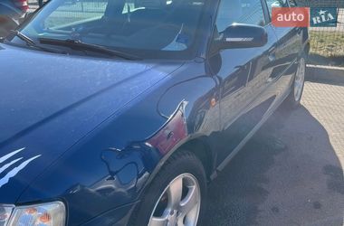 Хэтчбек Audi A3 2000 в Киеве