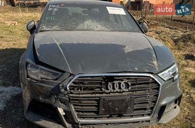 Седан Audi A3 2016 в Львові