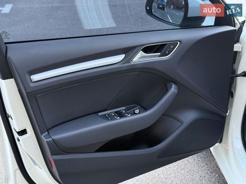 Хэтчбек Audi A3 2014 в Одессе