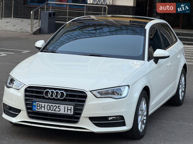 Хэтчбек Audi A3 2014 в Одессе